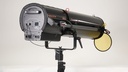 Followspot LED 700W, zoom 04°-10°, white 5600K, DMX, frost filter, built-in colour changer, double-side handle, mobile linear fader box for manual dimming with 2m cable,
Wooden-Crate packing included