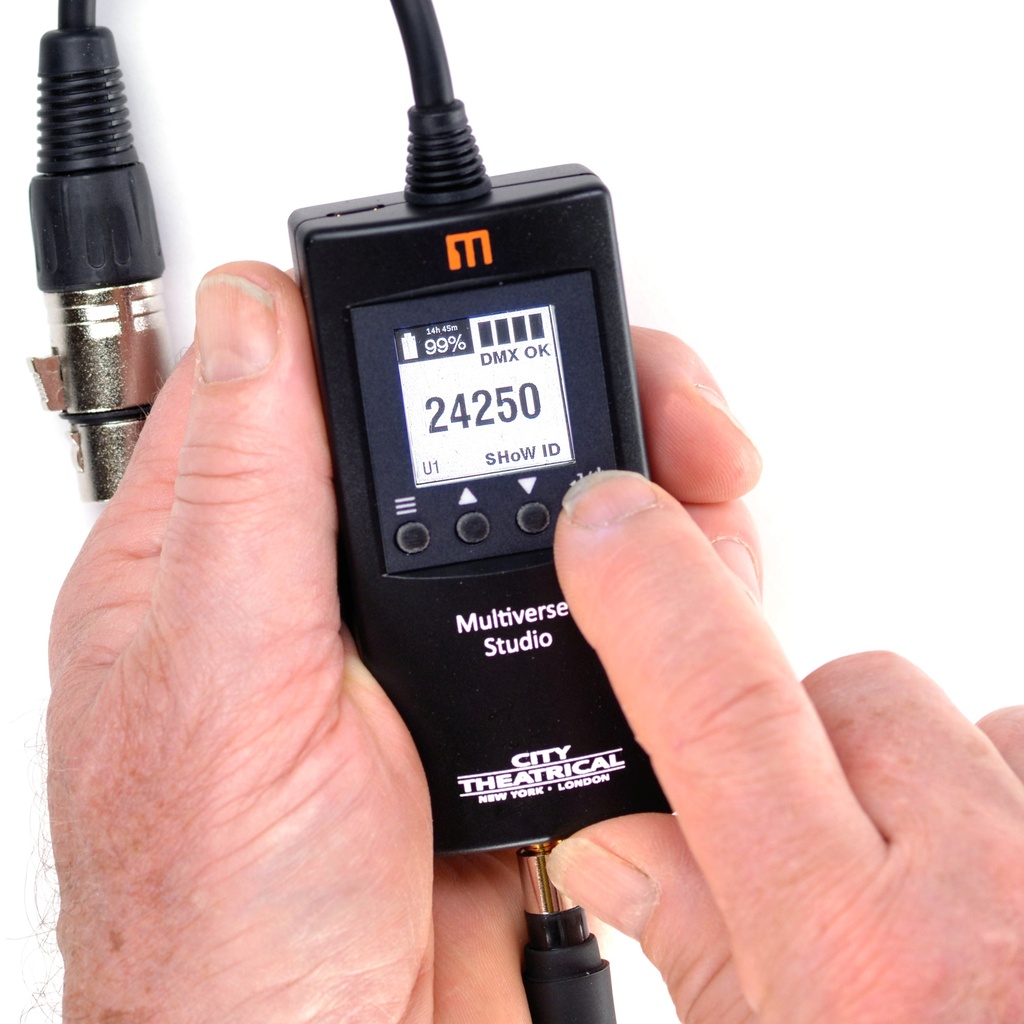 MULTIVERSE STUDIO 2.4GHz; récepteur sur batterie DMX/RDM 