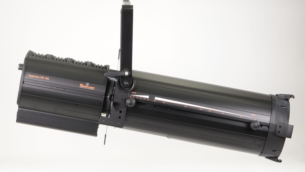 Profile LED 700W, zoom 08°-25°, white 2700-6500K, DMX