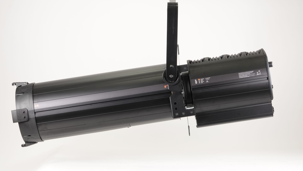 Profile LED 700W, zoom 20°-40°, white 3200K, DMX