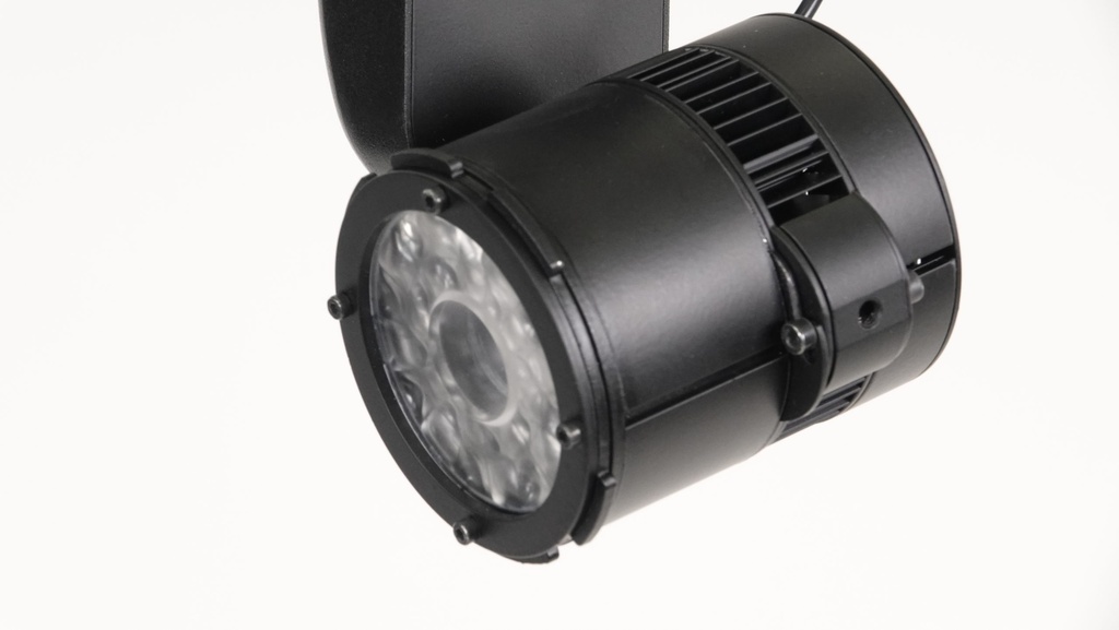 Pinspot 30W, stand-alone, choice of LED: 2700K/3000K/4000K, zoom optics:  15°-40°, DMX