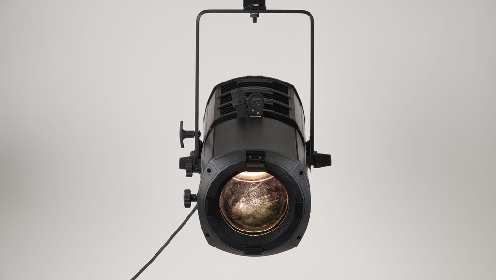 Profile LED Hyperion Scheinwerfer 200W, Neutralweiss 4'000°K, zoom 15-30°, DMX + Manuel