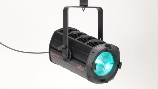 [FN HY LED 300 6C] Fresnel LED projecteur Hyperion 300 Watts, RVBACL, blanc 1'500-20'000°K, zoom 12-45°, DMX + manuel